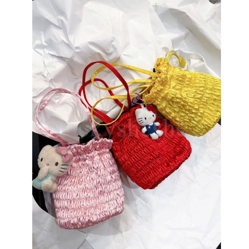 韩国小众hai褶皱抽绳2025新款水桶包手提单肩腋下高级感复古小包