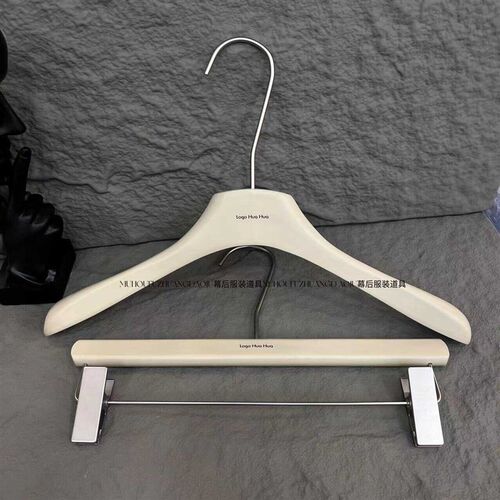 女装衣架服装f店专用烤漆奶白衣撑榉木原木质衣挂防滑无痕裤夹定