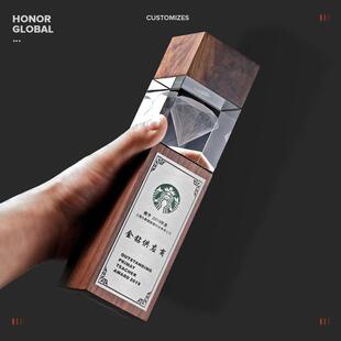 创意3d内雕带灯水晶奖杯定制高档实木企业销售奖杯水晶定制