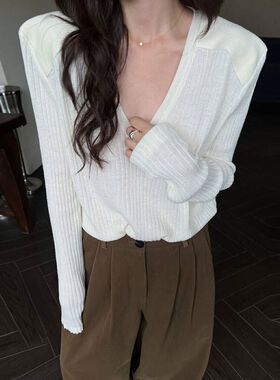 大领口针织衫女2024新款韩版宽松慵懒风内搭v领羊毛衫薄款上衣春