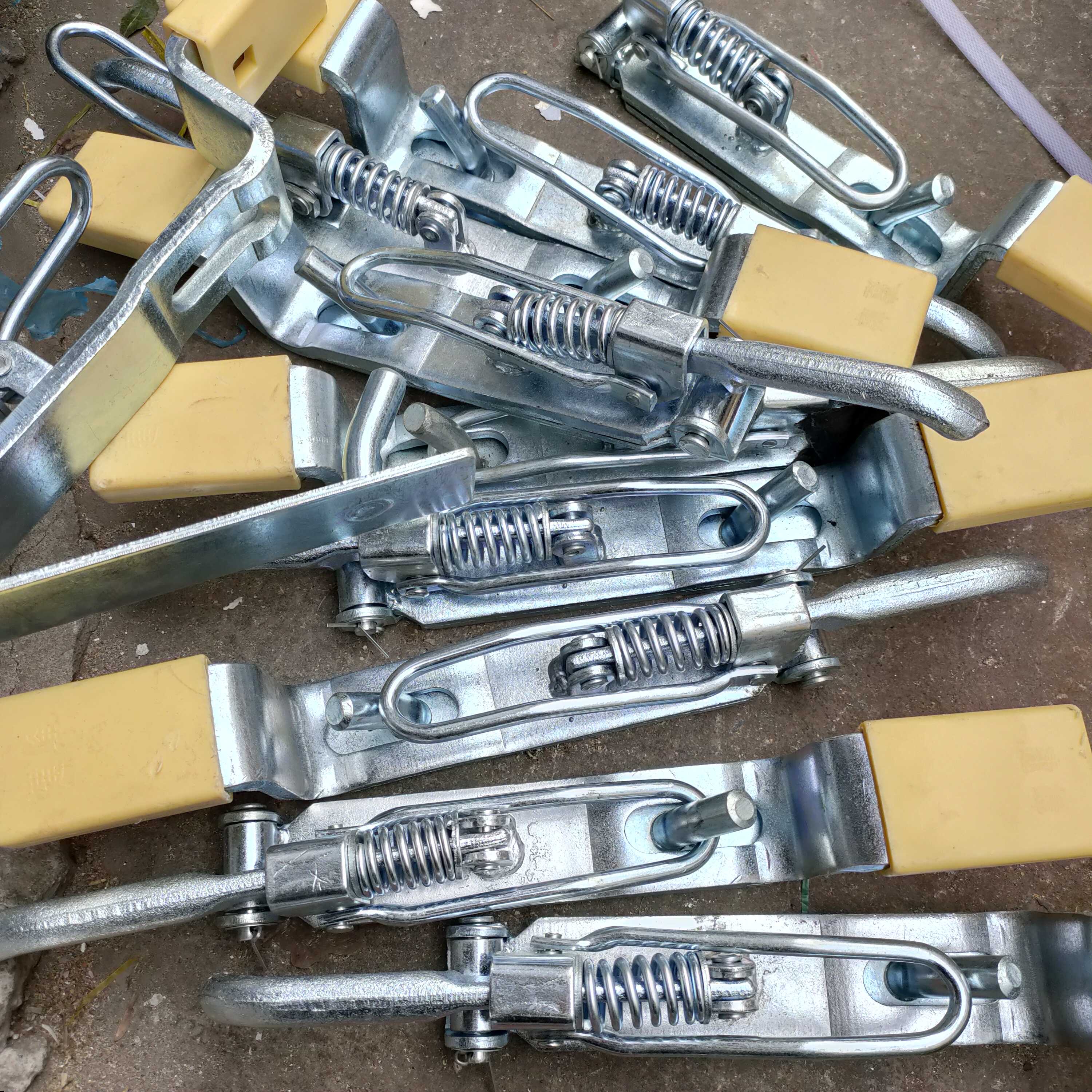 翼展车厢锁e扣锻打挂车配件车厢配件弹簧门把