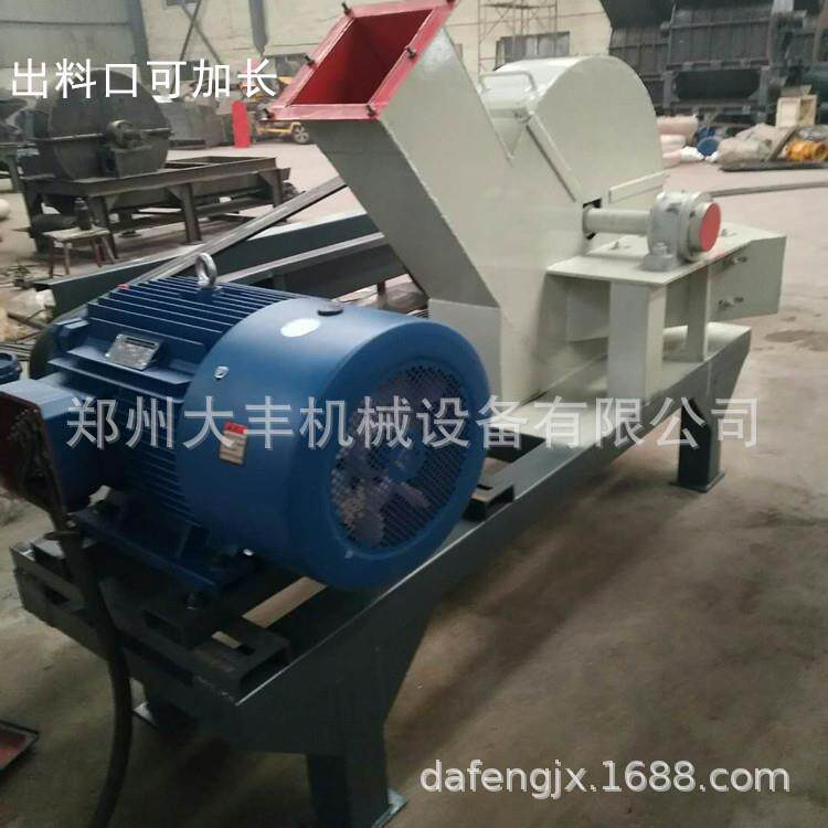 600型原木削片机移动式树枝打片木渣粉碎机盘式木材切片机