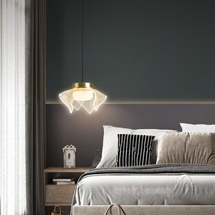 现代简约卧室床头吊灯轻奢网红创意床头小吊灯导光板亚克力灯具