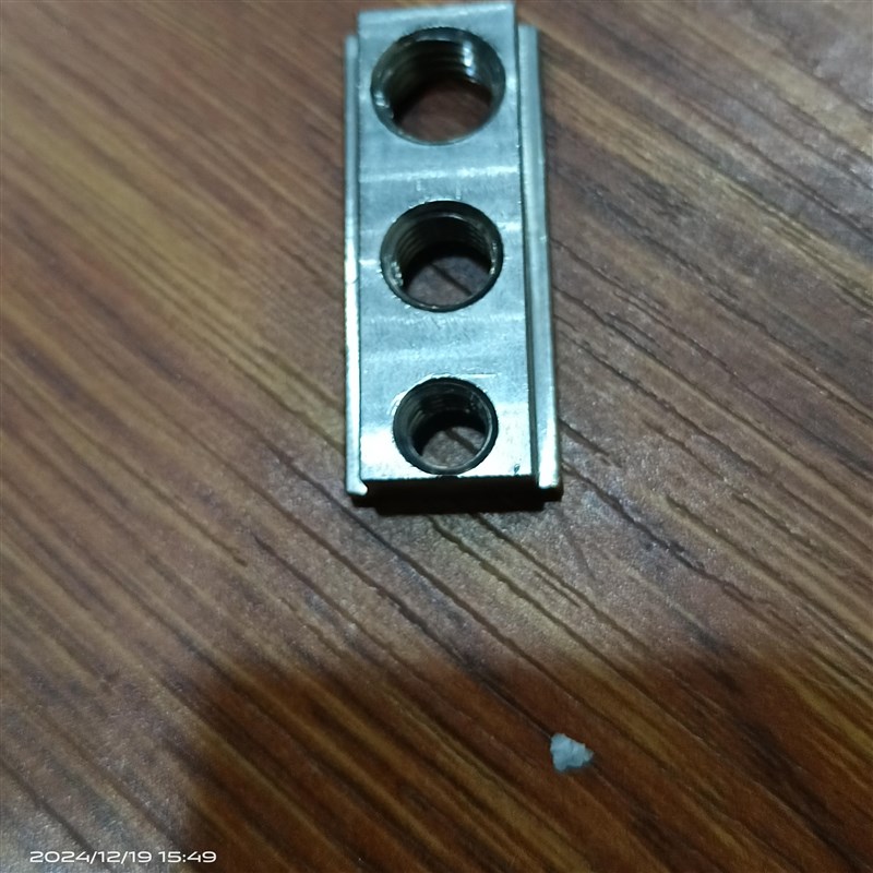 大拖板锁扣定制