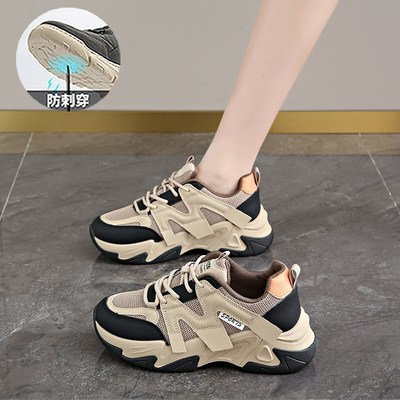 女士时尚带钢头劳保鞋女款夏季透气轻便防砸钢包头四季女式新款