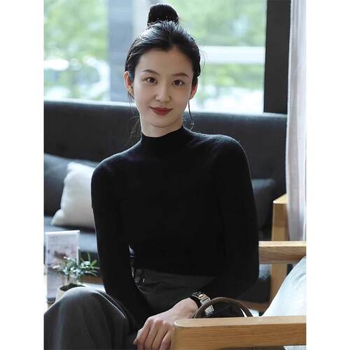 黑色半高领针织衫女春秋新款显瘦软糯毛衣修身气质内搭打底衫上衣