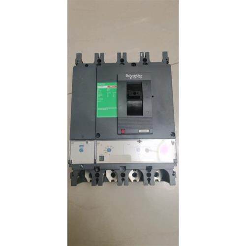 议价CVS400F 4P400A断路器成色漂亮有4台