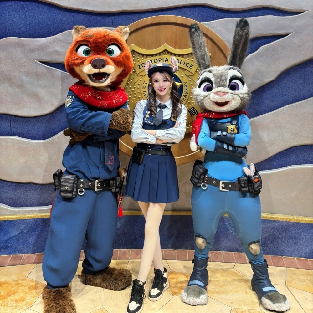 迪士尼穿搭疯狂动物城朱迪兔子警官cos衣服百褶裙子JK女成人秋冬