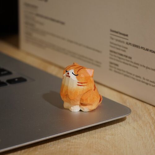 【精品版】傲娇橘猫手工木雕小摆件卡通可爱动物桌面装饰品礼物