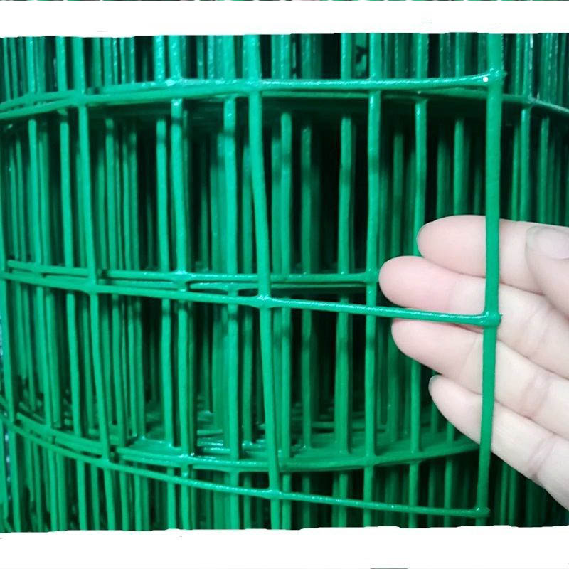 铁丝网围栏养殖网包塑荷兰网栅栏钢丝网护栏网格防护网养鸡围栏网