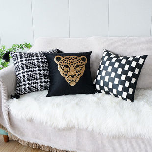 黑色系轻奢简约抱枕套亮片绣豹子时尚家居用品沙发靠枕床头靠垫