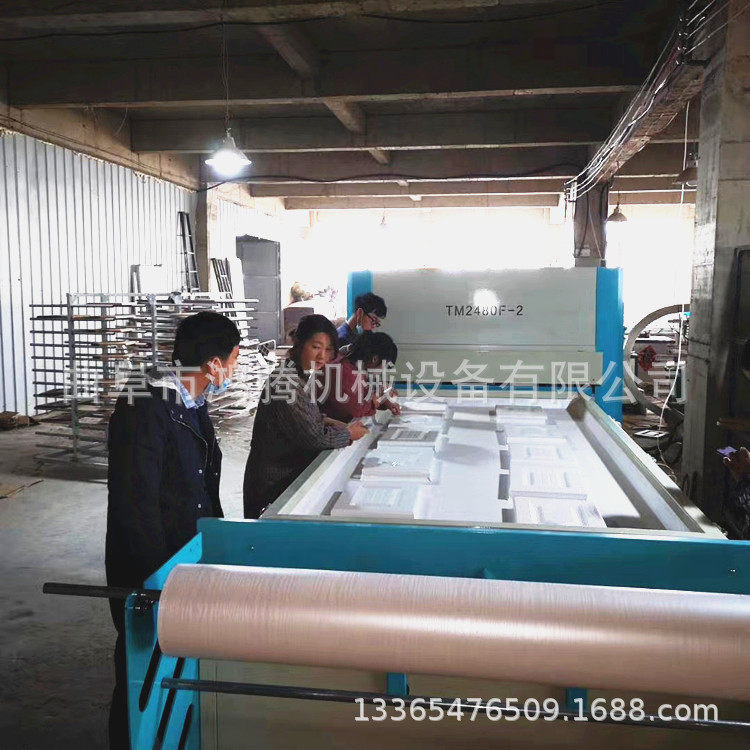 模压门专用木工机械全自动覆膜机成型快高效率真空吸塑覆膜机