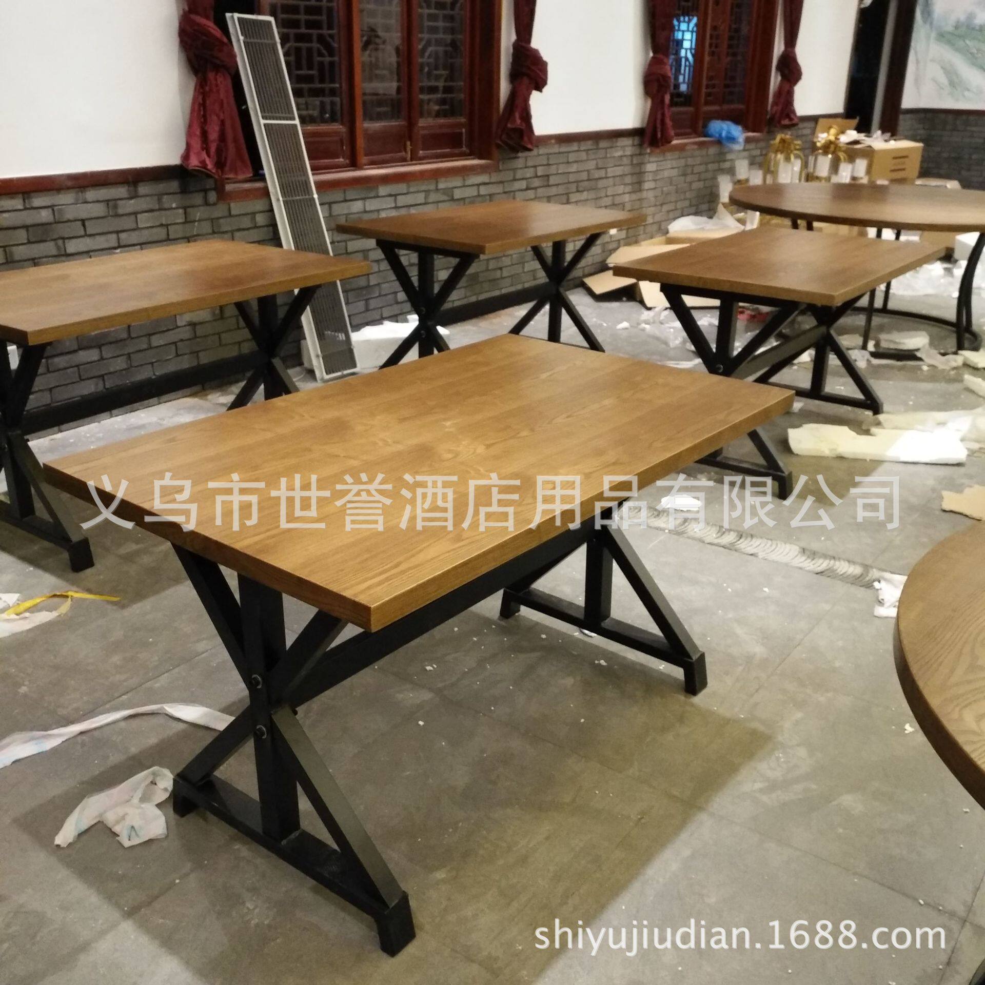 杭州衢州时尚餐厅木饰面餐桌西餐厅实木桌椅主题餐厅复古休闲餐桌