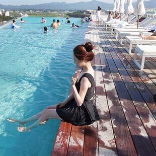 2023泳衣女夏连体裙q式 钢托小胸聚拢分体平角保守遮肚显瘦学生泳