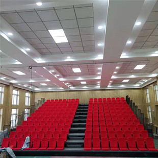 体育馆看台椅移动伸缩看台座椅演播室看台学校体育场中空吹塑看台