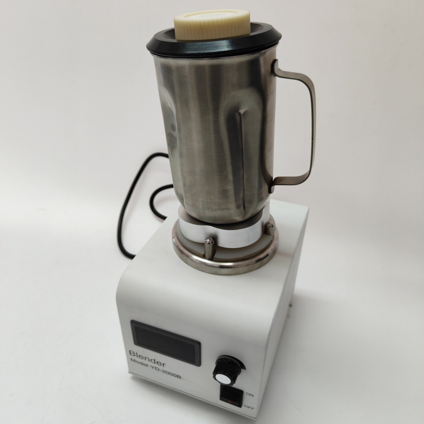 吴茵混调器型号:YD83-YD-2000B库号：M405275 范围0-18000转/分