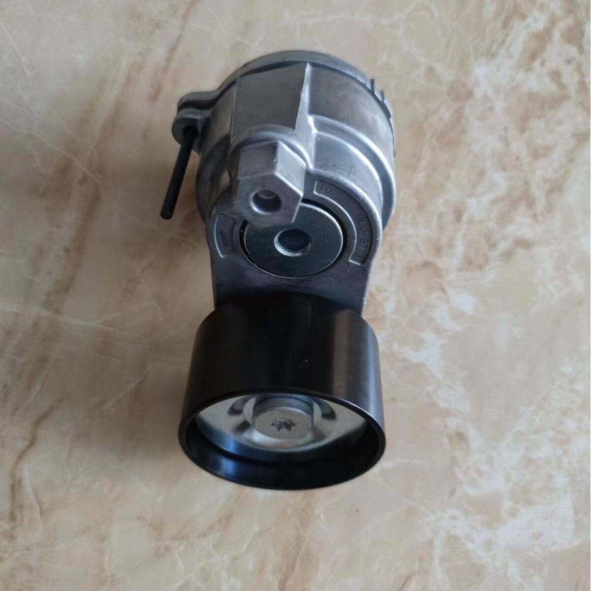 一汽大柴道依茨发动机配件1023010AK53-B773自动涨紧轮