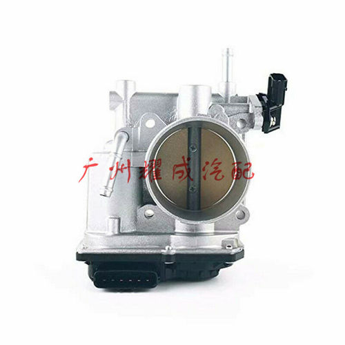 适用于斯巴鲁翼豹力狮傲虎2.0L 2.5L 3.0L节气门体 16112-AA010