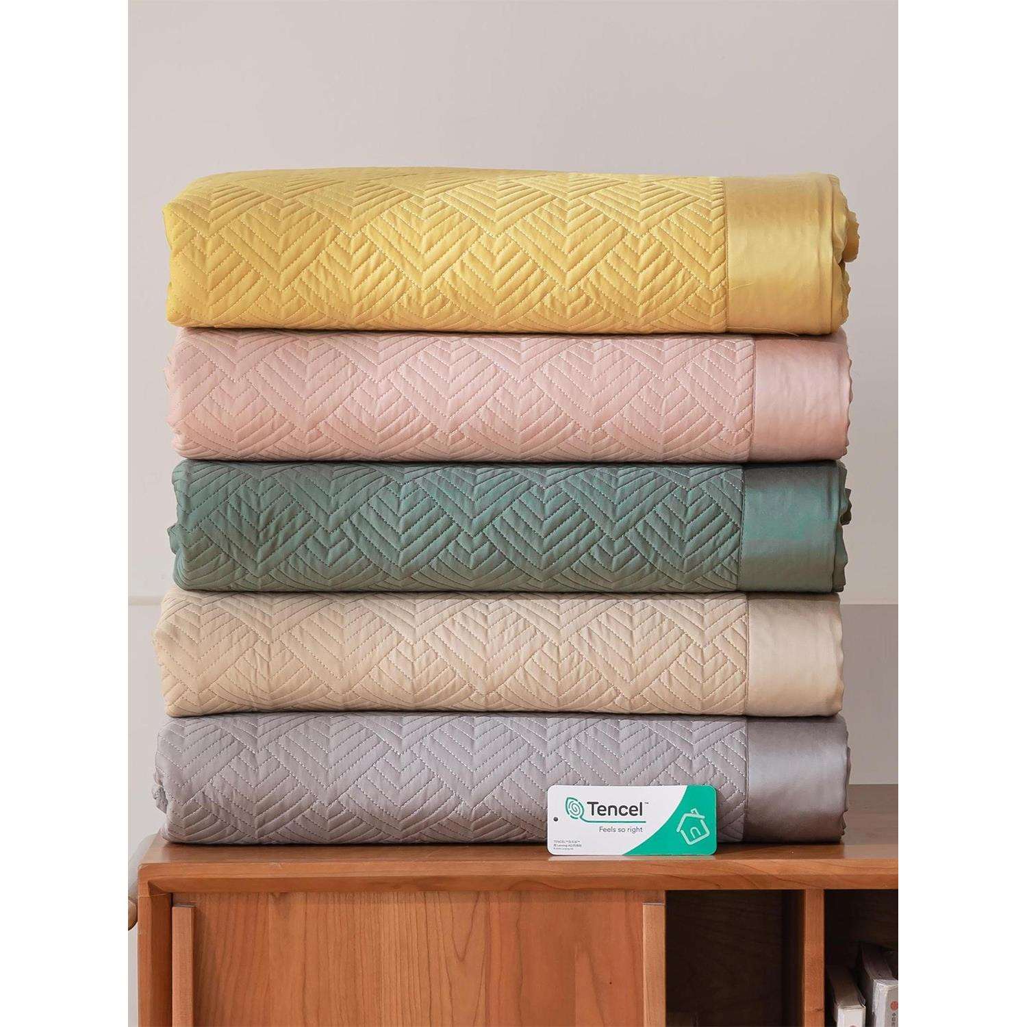 60支兰精天丝绗缝床盖三件套夏季薄款衍缝夹棉床单纯色轻奢