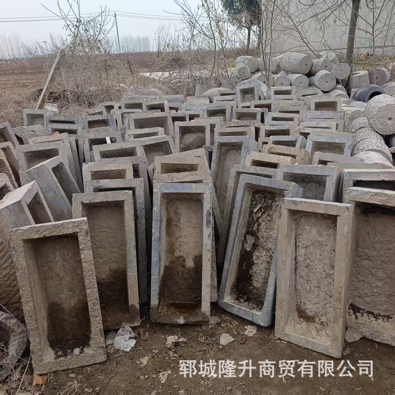 批发老旧石槽鱼缸造景牛猪石槽庭院流水件石盆民俗老物件水槽石头