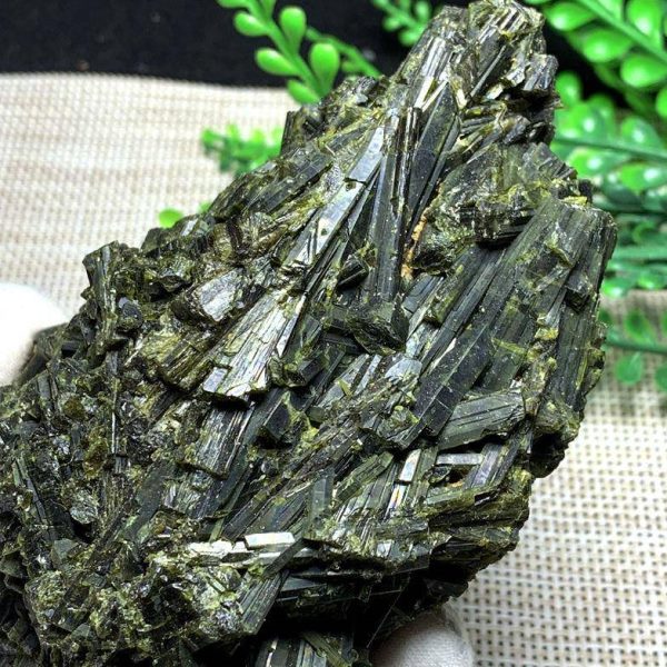 骨干9黑标本绿水原石碧玺绿3碧玺H石电气3天然毛料原矿矿标晶簇
