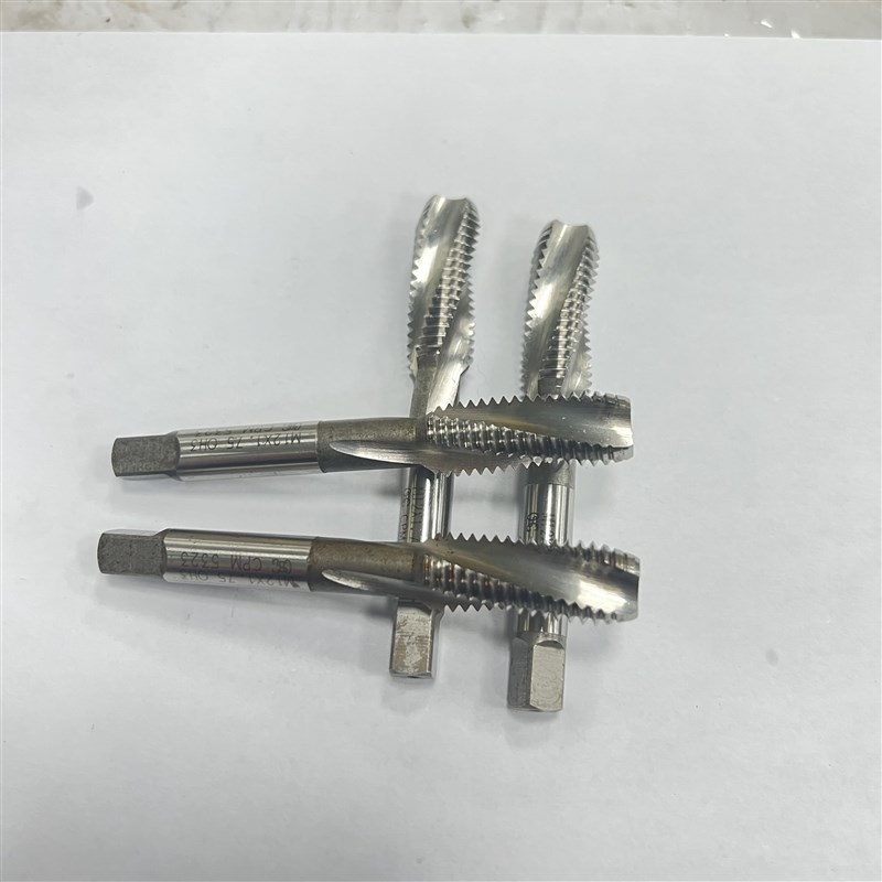 进口丝锥半螺旋调CPM制钢高硬度M6-M20