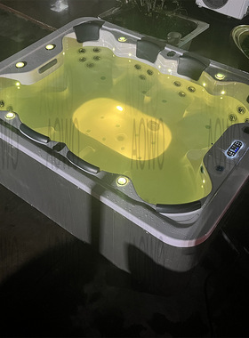 户外大池jacuzzi outdoor亚克力8人冲浪按摩智能泡澡浴池水疗SPA