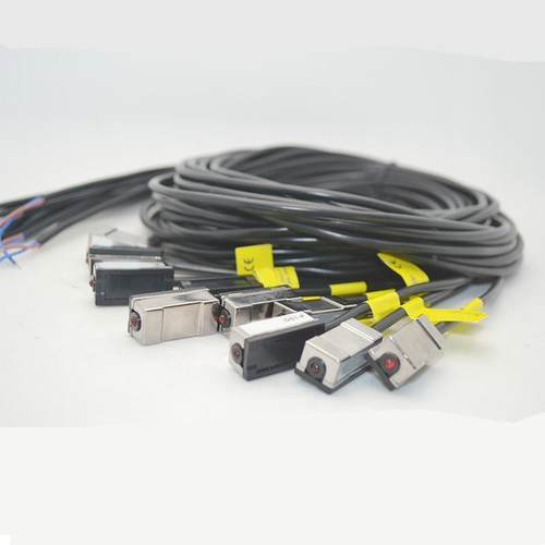 磁性开关传感器CS1/DS1-F/U/G/J/GN/GP/FN/UN/FP/UP/MP-020