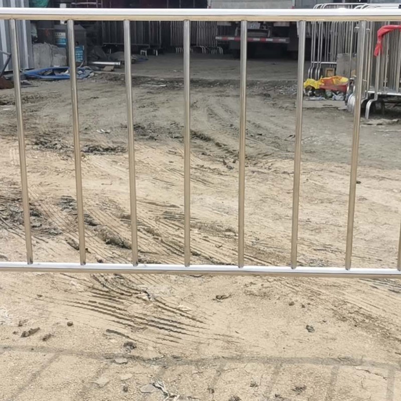 不锈钢铁马护栏市政交通地铁可移动围栏商场活动安全施工用隔离栏