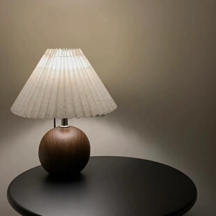 台灯卧室百褶复古实木书房起夜夜灯温馨浪漫桌面装饰氛围感床头灯