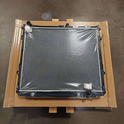适用TOYOTA16400-51040 UZJ200/LX570汽车水箱散热器 厂家直供