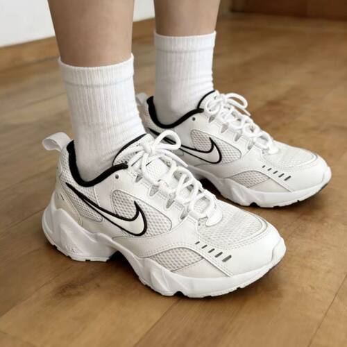 Nike/耐克 Air Heights防滑耐磨 轻便舒适 运动休闲鞋 CI0603-102