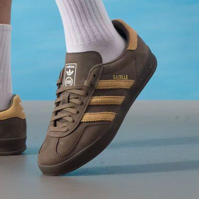 AdidasOriginals室内舒适板鞋