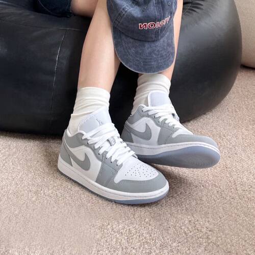 耐克AirJordan1经典篮球鞋