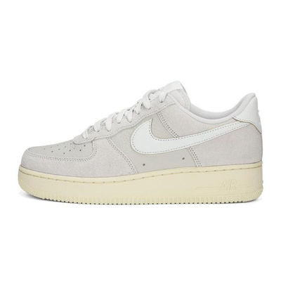 Nike防滑耐磨轻便舒适休闲板鞋