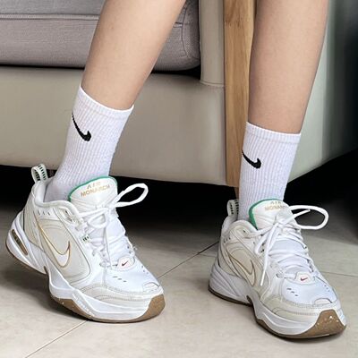 Nike防滑耐磨缓震透气运动休闲鞋