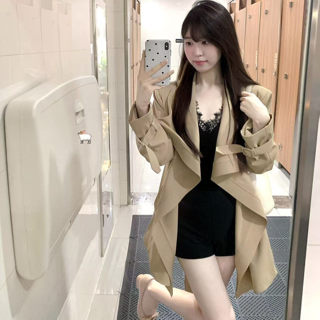 【赠送运费险】大翻领风衣外套女