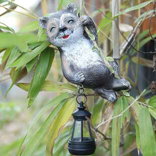 跨境新品太阳能浣熊攀爬户外雕像带 LED 灯笼防水悬挂动物装饰品