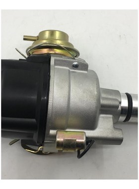 free shipping New 4-cytl point Distributor for Datsun/for Ni