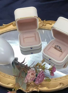 堡SHI龙款求婚戒指盒高级感钻戒盒子喷K油金边框暗扣珠宝包装盒子