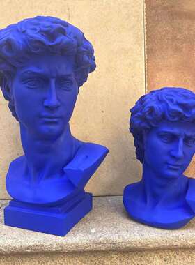 北欧树脂克莱因蓝色大卫头像维纳斯阿波罗雕塑简约高级感人物摆件