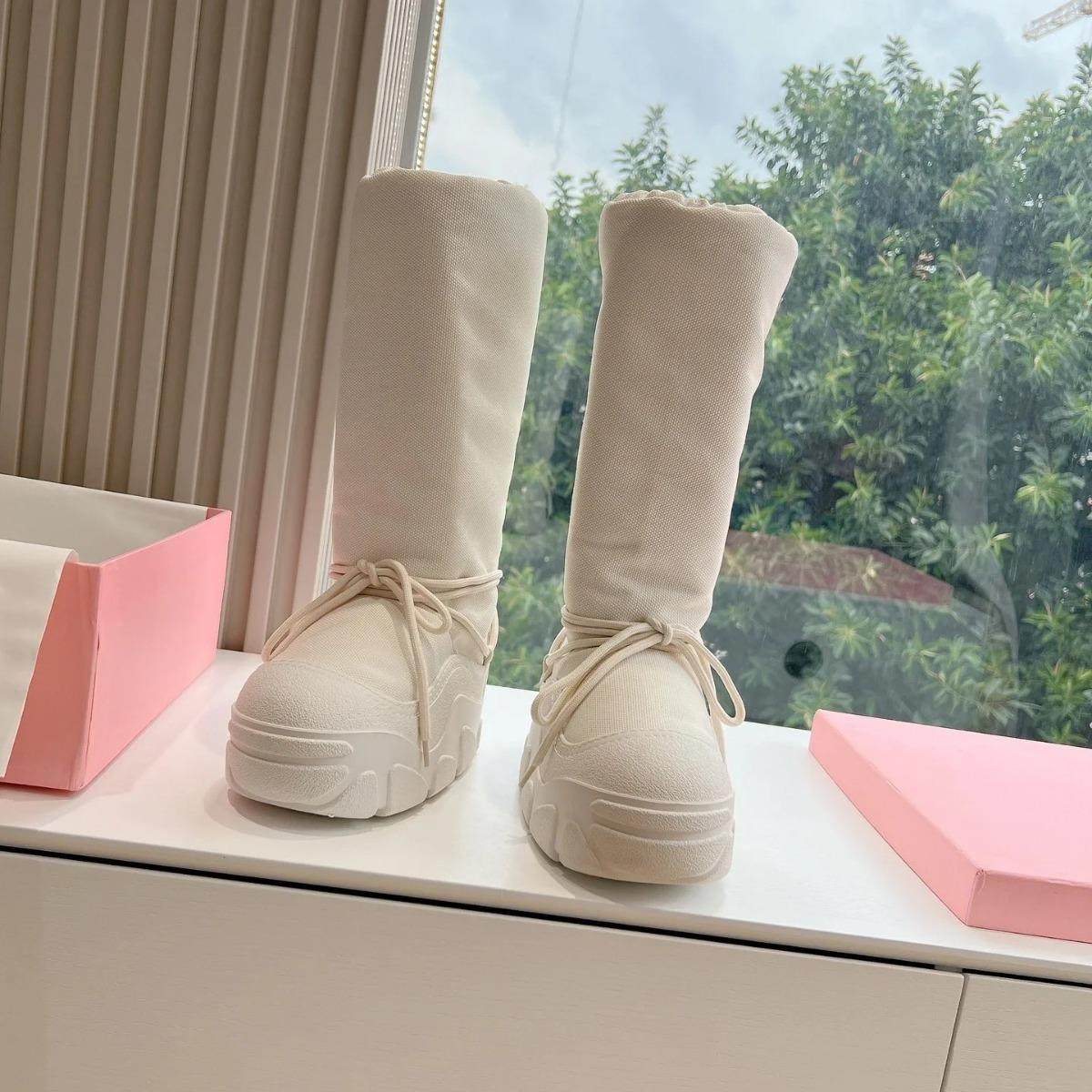 2024小众系列雪地靴女户外笑脸标保暖棉靴厚底长筒防水纯色网红靴,女鞋,时尚雪地靴,淘宝优惠券,粉丝福利购,淘宝优惠卷