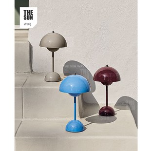 丹麦花苞台灯充电无线可移动简约客餐厅床头触摸调光VP9经典台灯