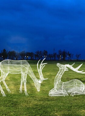 不锈钢美陈镂空梅花鹿雕塑户外公园景区草坪造景动物园装饰大摆件