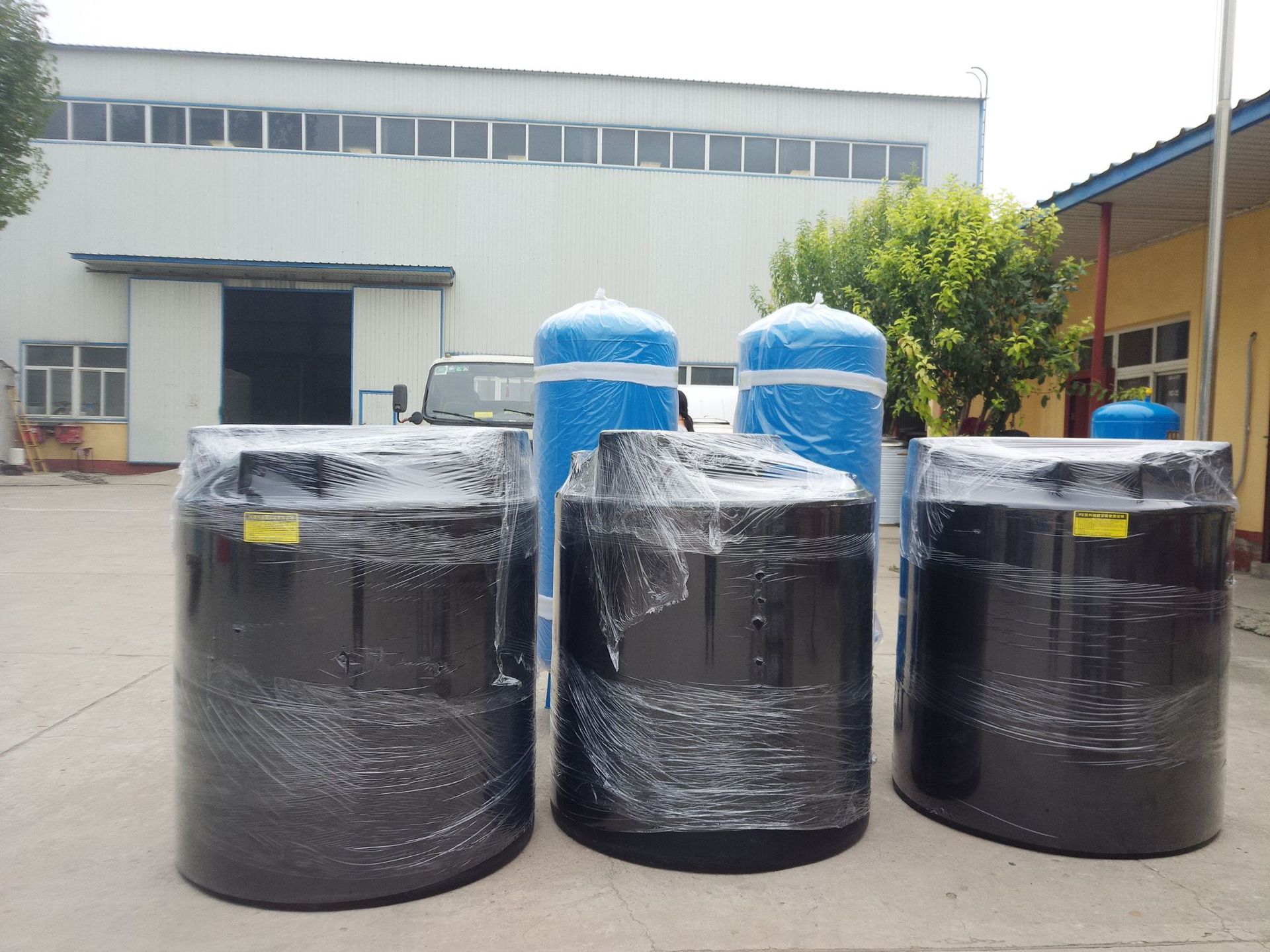 日兴PE加药箱 加厚搅拌罐 电机 计量桶 1000L PAC药剂桶北京