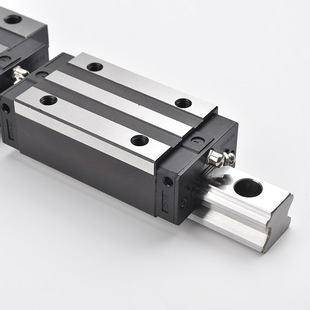 CHTR三环上银互换 TRHG30ACL法兰型高组加长滑块