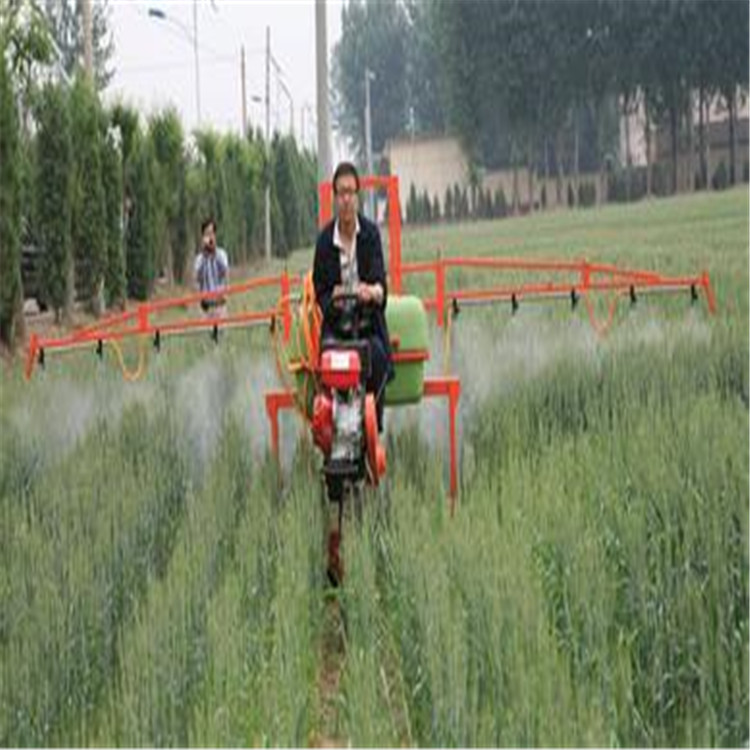 汽油柴油乘坐式打药机 辣椒小麦喷杆打药车 农作物小型三轮喷药机