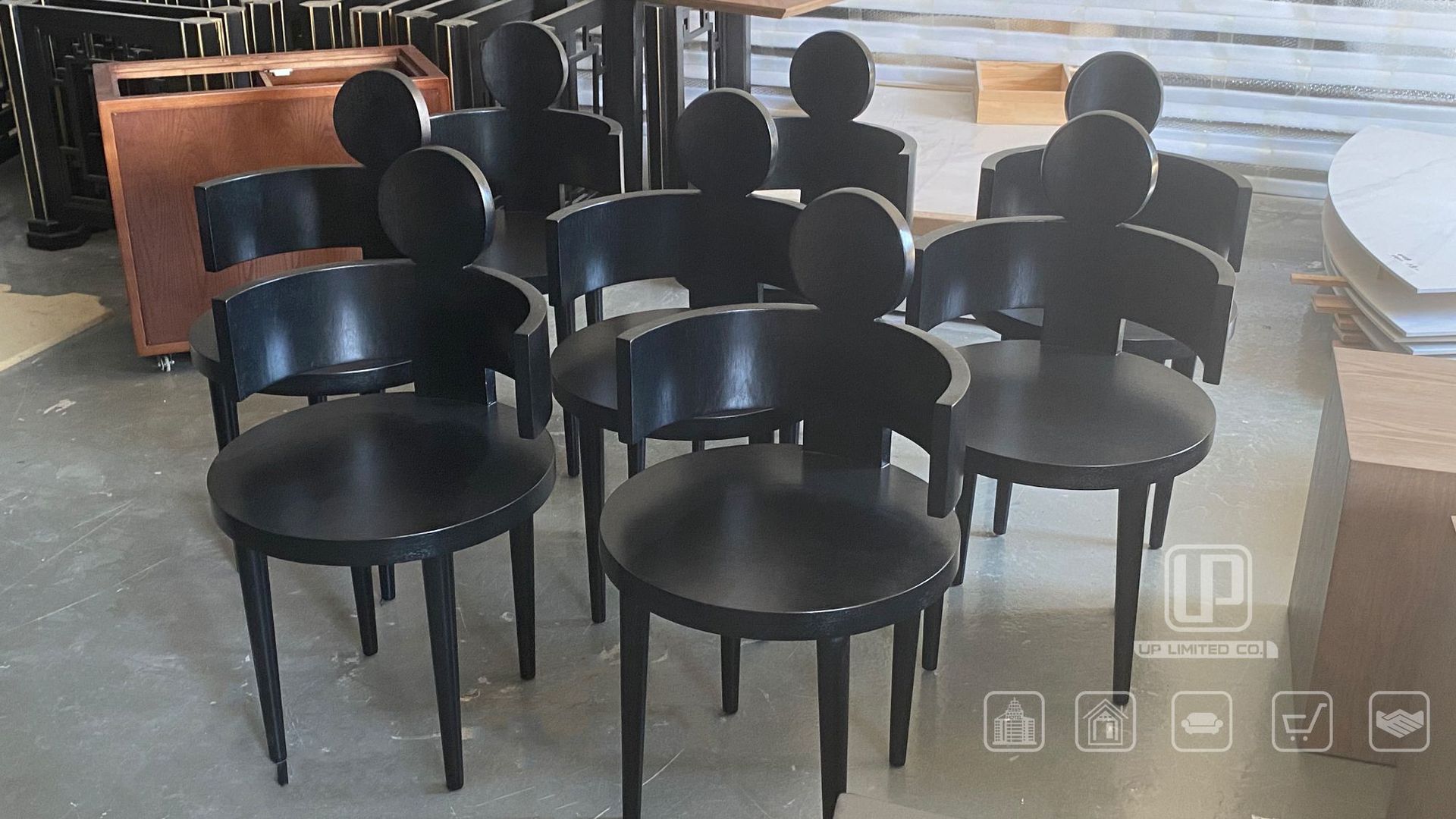 法式轻奢实木环抱造型实木椅餐厅家具餐椅组合单人个性流行接待椅