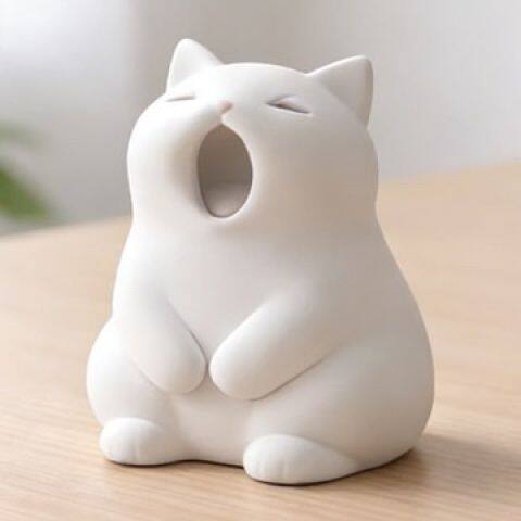 打哈欠猫咪公仔萌宠摆件办公室可爱生日礼物桌面装饰小物件