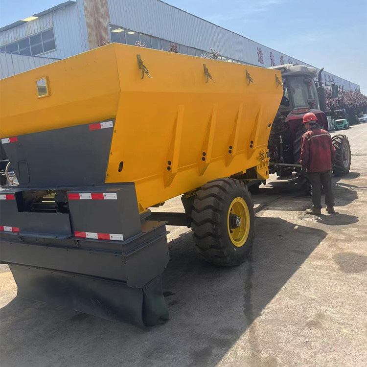 工程修路粉料撒布车  性能稳定  封闭式环保无尘  道路养护撒料车